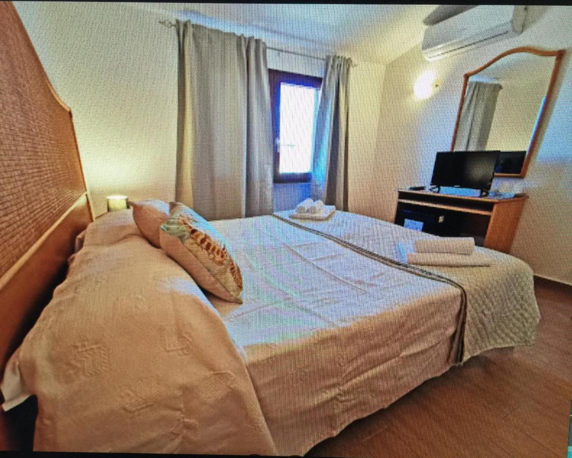 פאלאו Le Camere Sul Porto מראה חיצוני תמונה